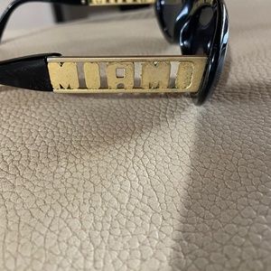 RARE VERSACE VINTAGE MIAMI SUNGLASSES